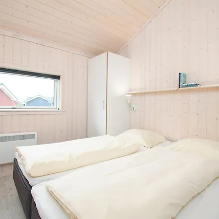2 Ocean A 34 Holiday home *
